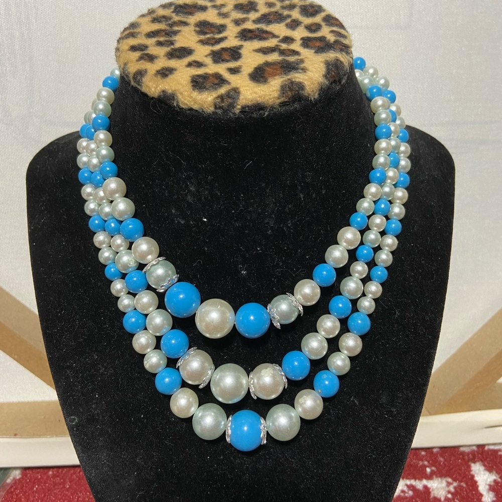 Vintage Japan 3 Strand Blue White Faux Pearl Layered Necklace Graduating